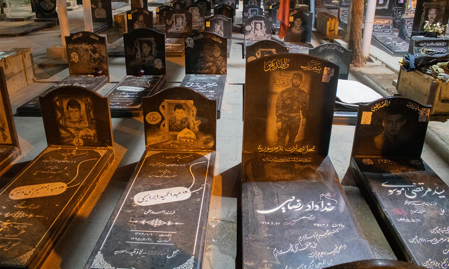 روایت زنانی که جنگ، مردانشان را بُرد و جمهوری اسلامی فراموششان کرد